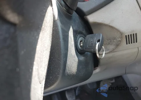 2011 Toyota Corolla z USA, uszkodzony, nr VIN 2T1BU4EE7BC582891